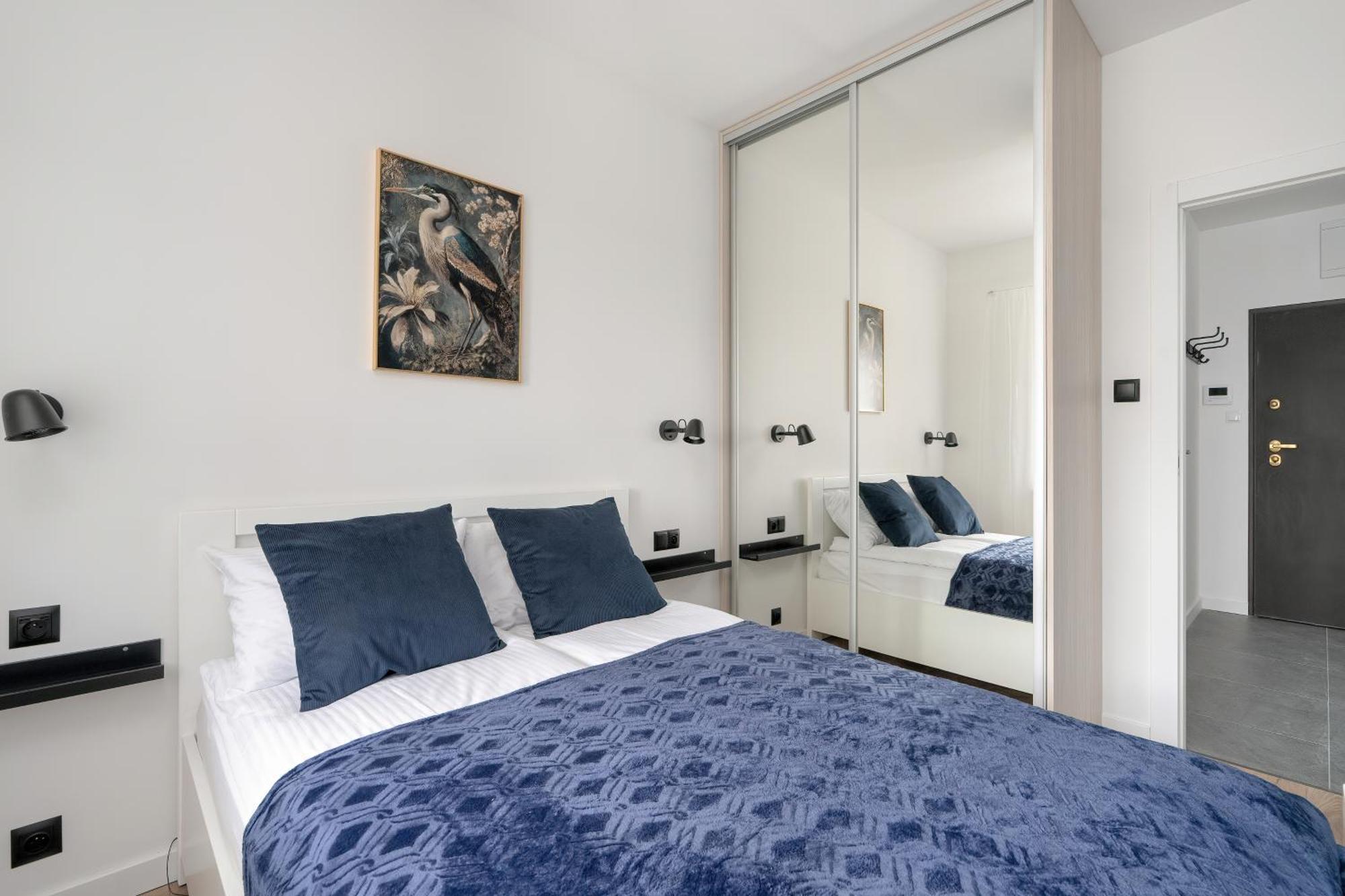 City Center Apartments With Gym & Free Garage Poznan By Noclegi Renters Exteriör bild