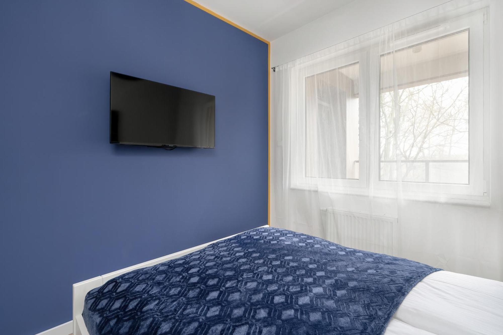 City Center Apartments With Gym & Free Garage Poznan By Noclegi Renters Exteriör bild