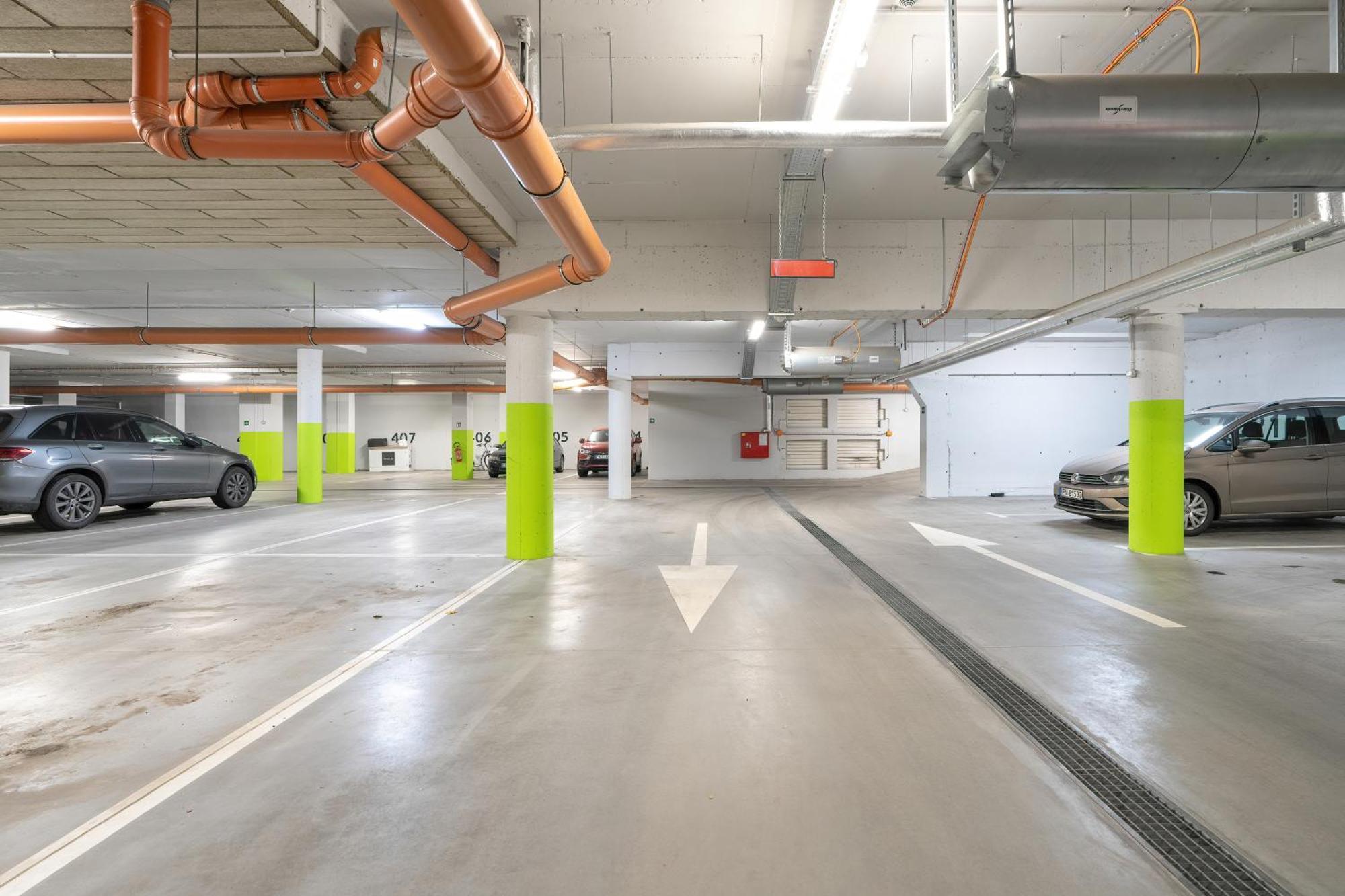 City Center Apartments With Gym & Free Garage Poznan By Noclegi Renters Exteriör bild